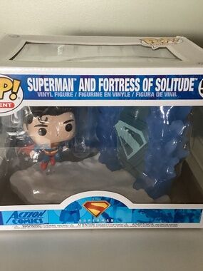 Funko Superman &fortress of solitude